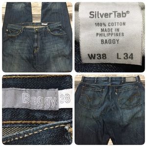 Silvertab baggy jeans men’s size 38x34 Dark wash denim 100% cotton